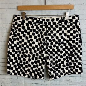 Mr Turk Shorts Black & White Mod Geometric Pattern 32” 6” Inseam Resort Preppy
